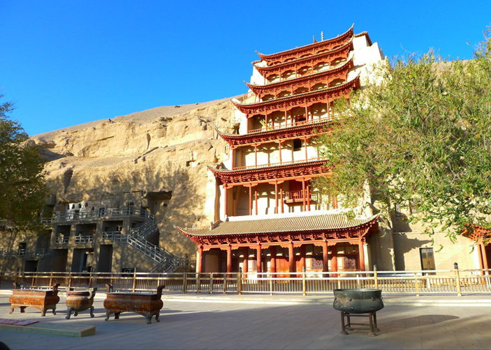 8 Days Silk Road Tour with Chengdu Panda 