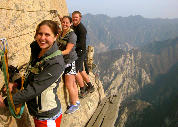 7 Days Great Wall Hike & Mt. Huashan Hike