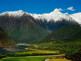 6 Days Lhasa & Nyingchi Tour